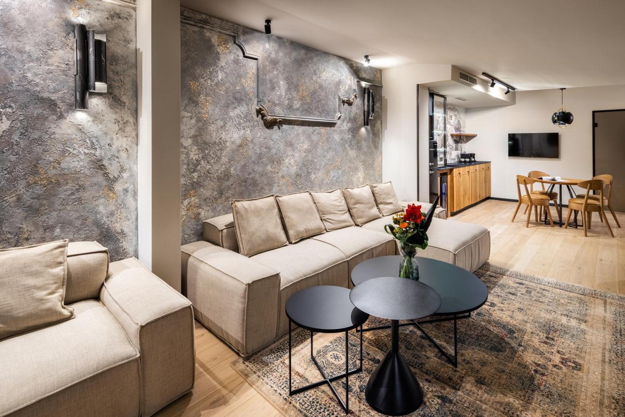 Nomadic Urban Premium Suites Krakow Exterior photo