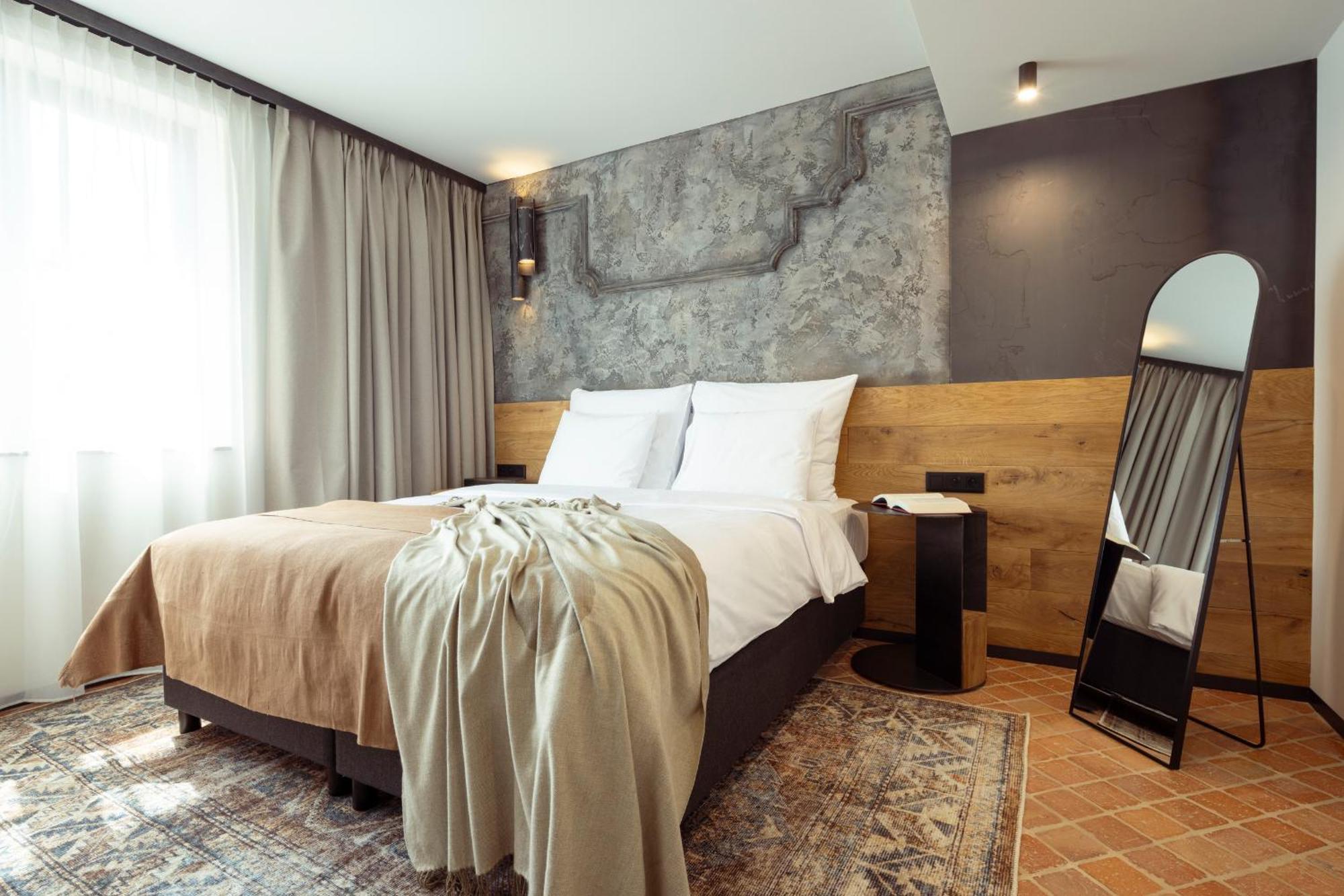 Nomadic Urban Premium Suites Krakow Exterior photo